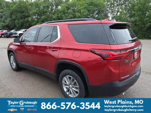 Radiant Red Tintcoat 2023 Chevrolet Traverse LT Cloth