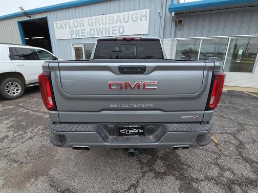 Sterling Metallic 2024 GMC Sierra 1500 AT4