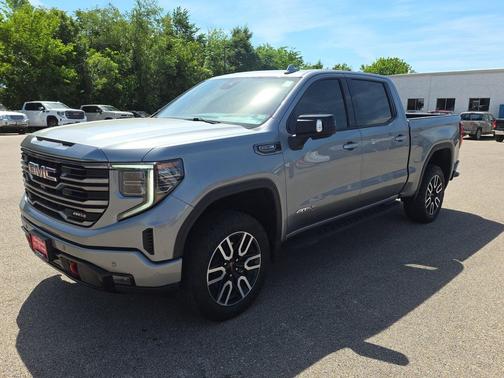 Sterling Metallic 2024 GMC Sierra 1500 AT4