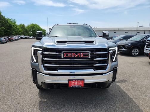 2025 GMC Sierra 2500 SLT