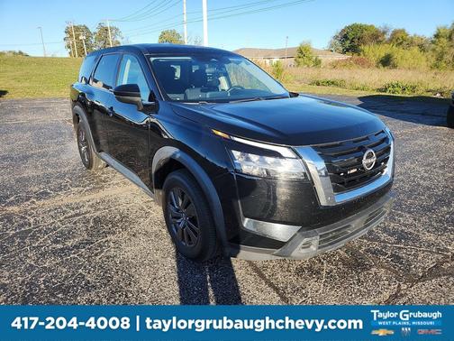 2022 Nissan Pathfinder S 2WD