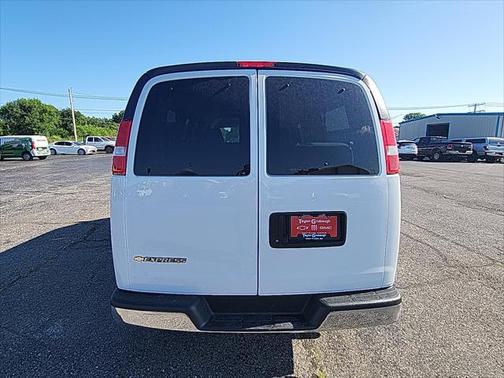 2024 Chevrolet Express 2500 RWD 2500 Regular Wheelbase LT