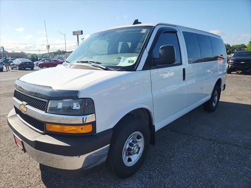 2024 Chevrolet Express 2500 RWD 2500 Regular Wheelbase LT