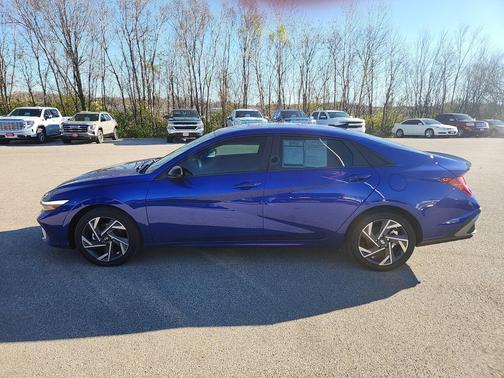 2025 Hyundai ELANTRA HEV SEL Sport