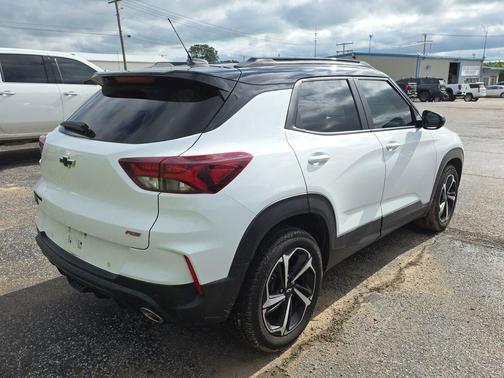 Summit White 2021 Chevrolet Trailblazer RS