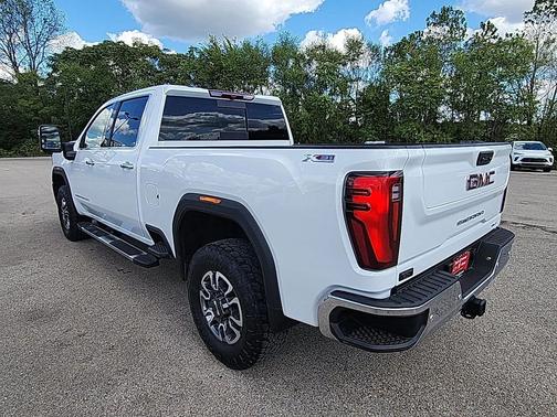 2024 GMC Sierra 3500 SLT
