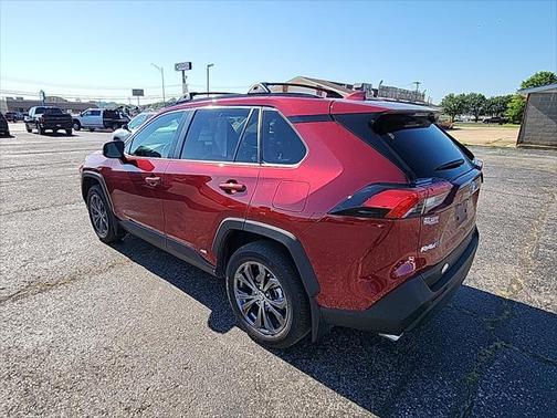 2023 Toyota RAV4 Hybrid XLE Premium