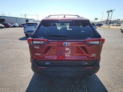 2023 Toyota RAV4 Hybrid XLE Premium