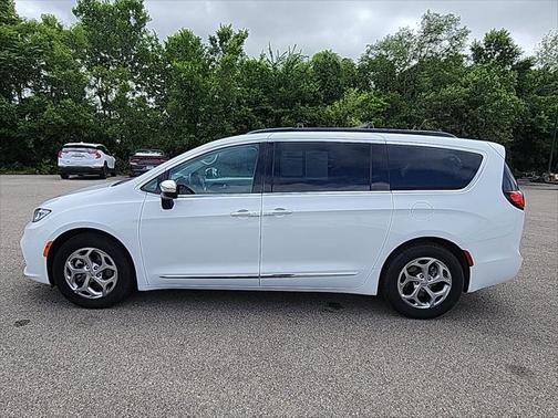 2023 Chrysler Pacifica Limited