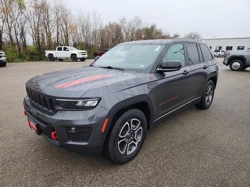 2022 Jeep Grand Cherokee Trailhawk