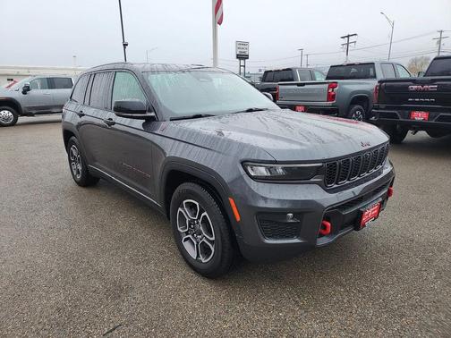 2022 Jeep Grand Cherokee Trailhawk