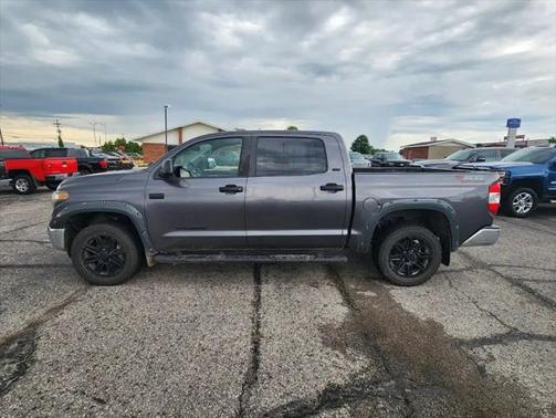 2019 Toyota Tundra SR5