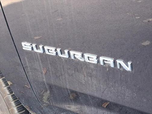2025 Chevrolet Suburban LS
