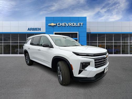 Summit White 2026 Chevrolet Traverse LT