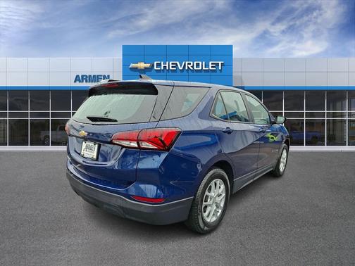 2023 Chevrolet Equinox LS