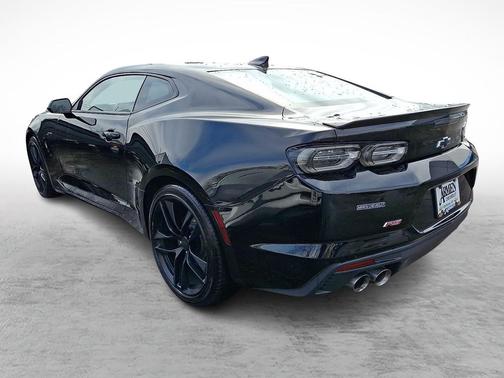 2024 Chevrolet Camaro RWD Coupe LT1