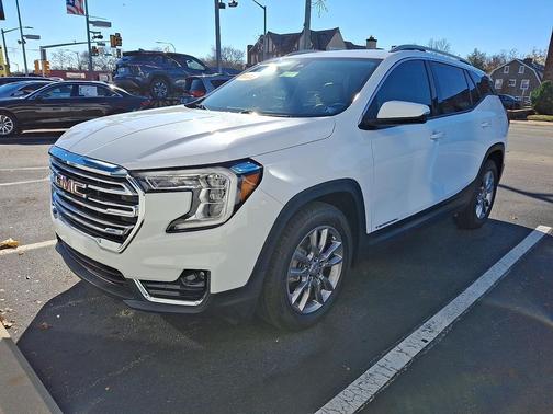 2022 GMC Terrain SLT