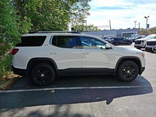 2018 GMC Acadia SLT-1