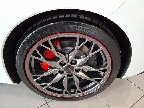 2026 Chevrolet Corvette Stingray w/2LT