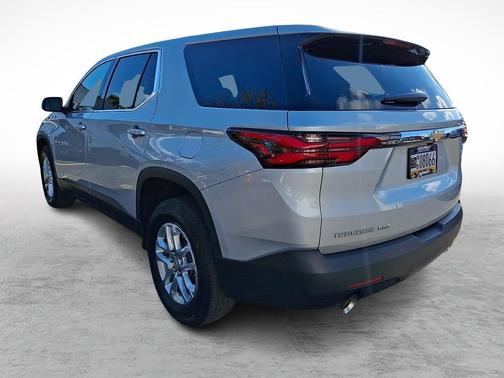 2022 Chevrolet Traverse LS