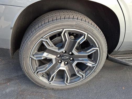 2026 Chevrolet Tahoe 4WD RST