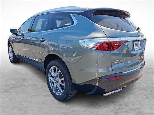 2023 Buick Enclave Essence AWD