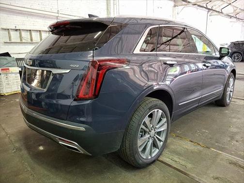 2025 Cadillac XT5 Premium Luxury