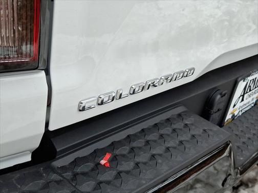 2025 Chevrolet Colorado Z71