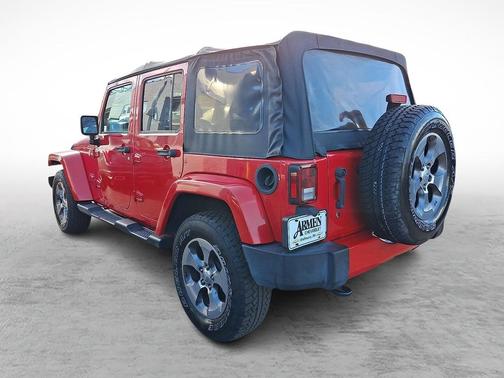 2016 Jeep Wrangler Unlimited Sahara
