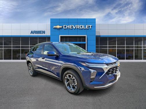 Blue Glow Metallic 2024 Chevrolet Trax LT
