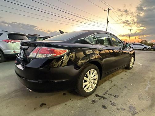 2011 Mazda Mazda6 i Touring Plus
