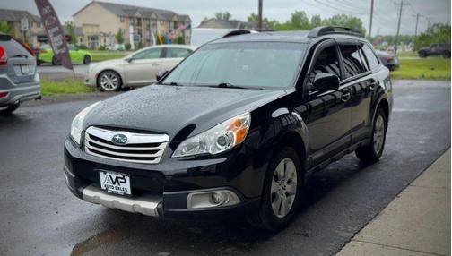 Crystal Black Silica 2012 Subaru Outback 2.5i Limited