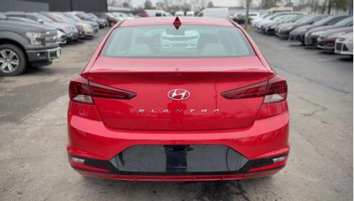 2020 Hyundai ELANTRA SEL