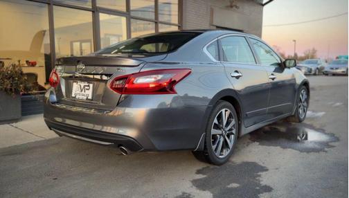 2017 Nissan Altima 2.5 SR