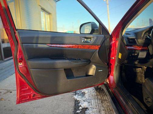 2012 Subaru Outback 2.5i Limited