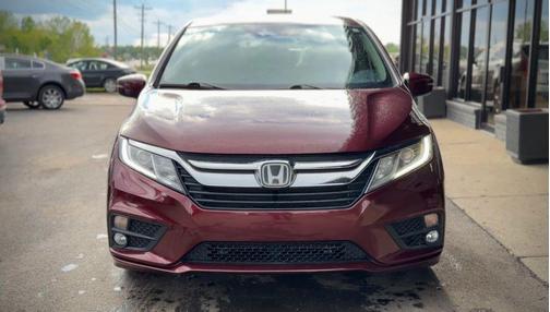 Burgundy 2019 Honda Odyssey EX