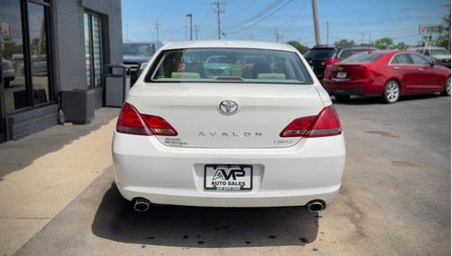 Blizzard Pearl 2009 Toyota Avalon XL