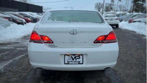 2009 Toyota Avalon XL