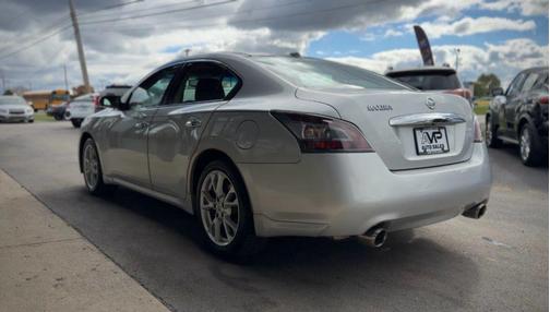 2012 Nissan Maxima SV