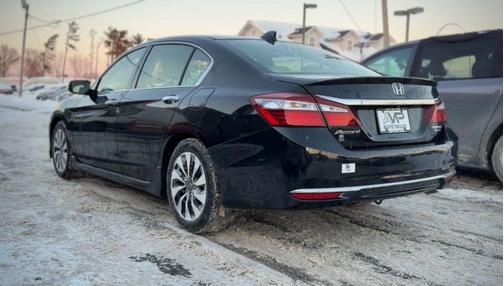 2017 Honda Accord Hybrid Touring