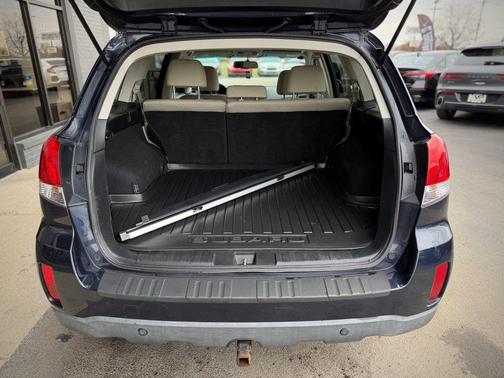 2012 Subaru Outback 2.5i Premium