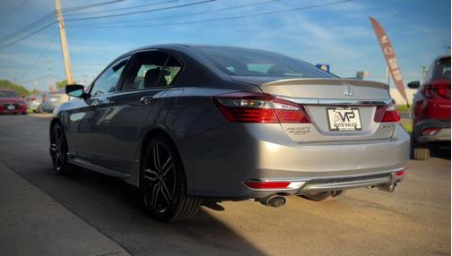Lunar Silver Metallic 2017 Honda Accord Sport