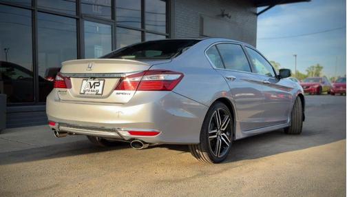 Lunar Silver Metallic 2017 Honda Accord Sport