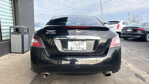 2012 Nissan Maxima S