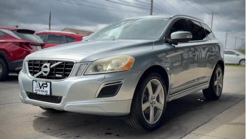 Silver 2013 Volvo XC60 T6 R-Design