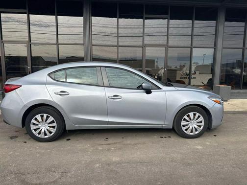2018 Mazda Mazda3 Sport