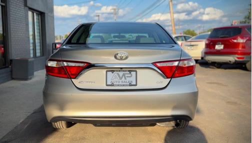 Creme Brulee Mica 2015 Toyota Camry LE