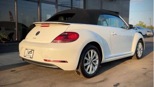 2017 Volkswagen Beetle 1.8T SE