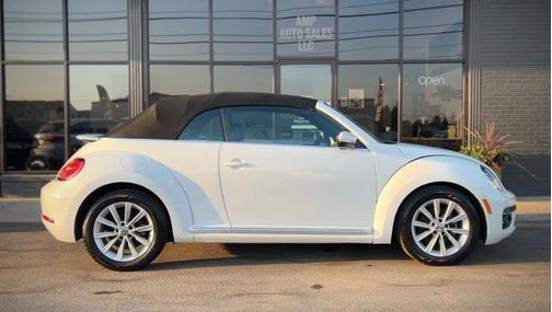 2017 Volkswagen Beetle 1.8T SE