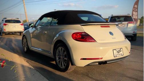2017 Volkswagen Beetle 1.8T SE
